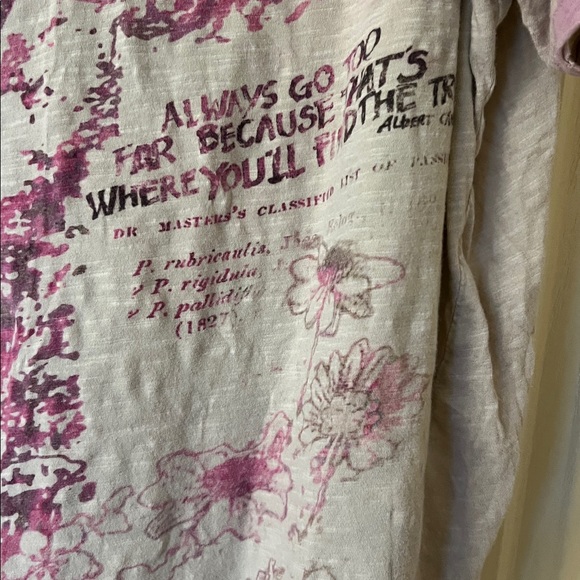 Magnolia Pearl tee one size fits most - Picture 3 of 7